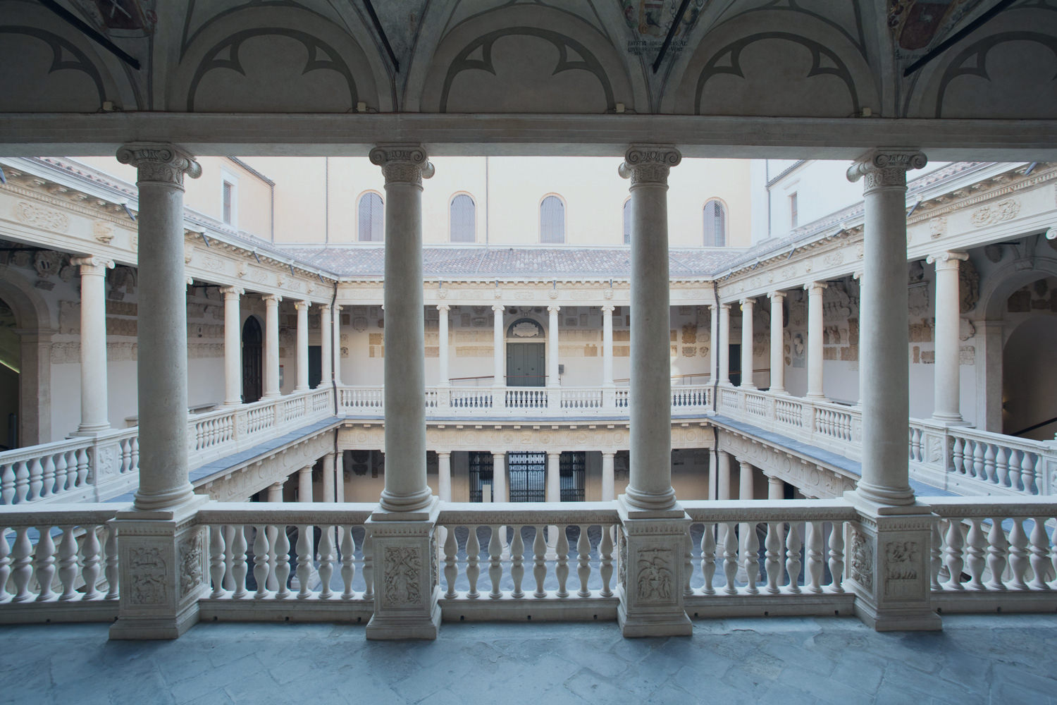 PRESENTAZIONE UNIVERSITÀ DEGLI STUDI DI PADOVA